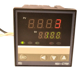 【數(shù)字控溫儀】“看！數(shù)字在你的指尖舞動”